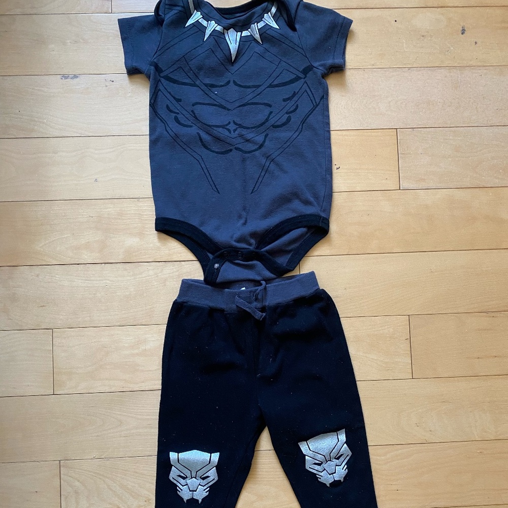 Toddler Marvel matching set!